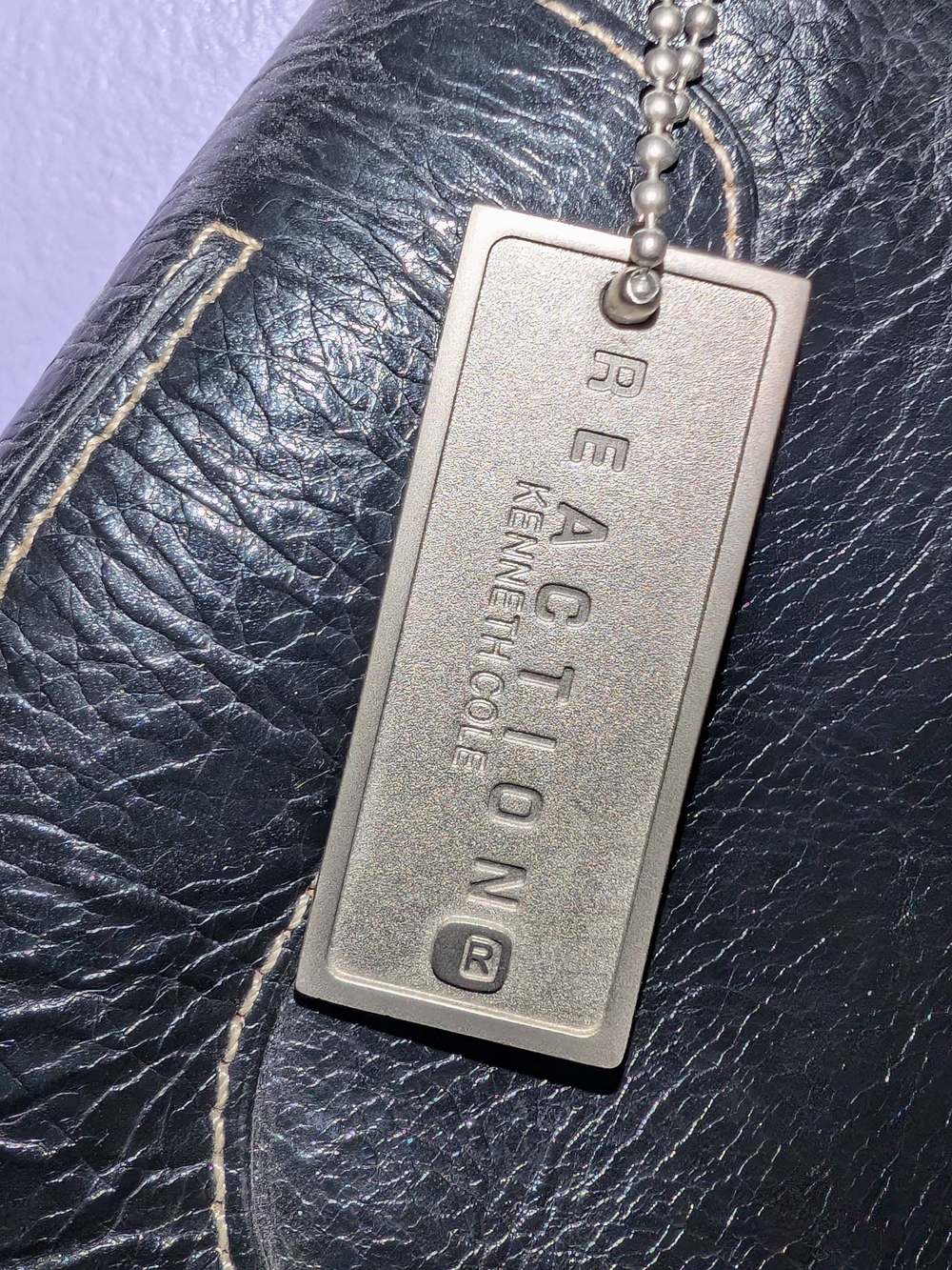 Kenneth Cole Reaction Black Leather Shoulder Bag - Picture 3 of 4